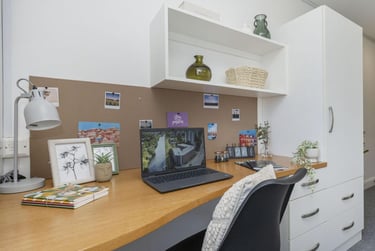 1 bed flat, Blackfriars Road, Green Quarter, Salford, M37FU - Image 1